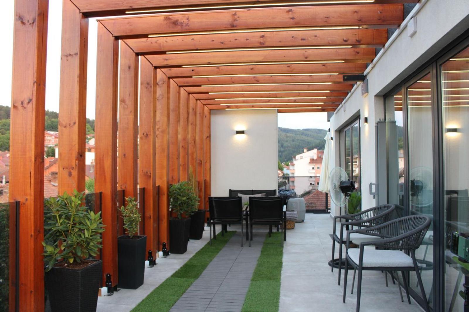 Square Luxury Berowo